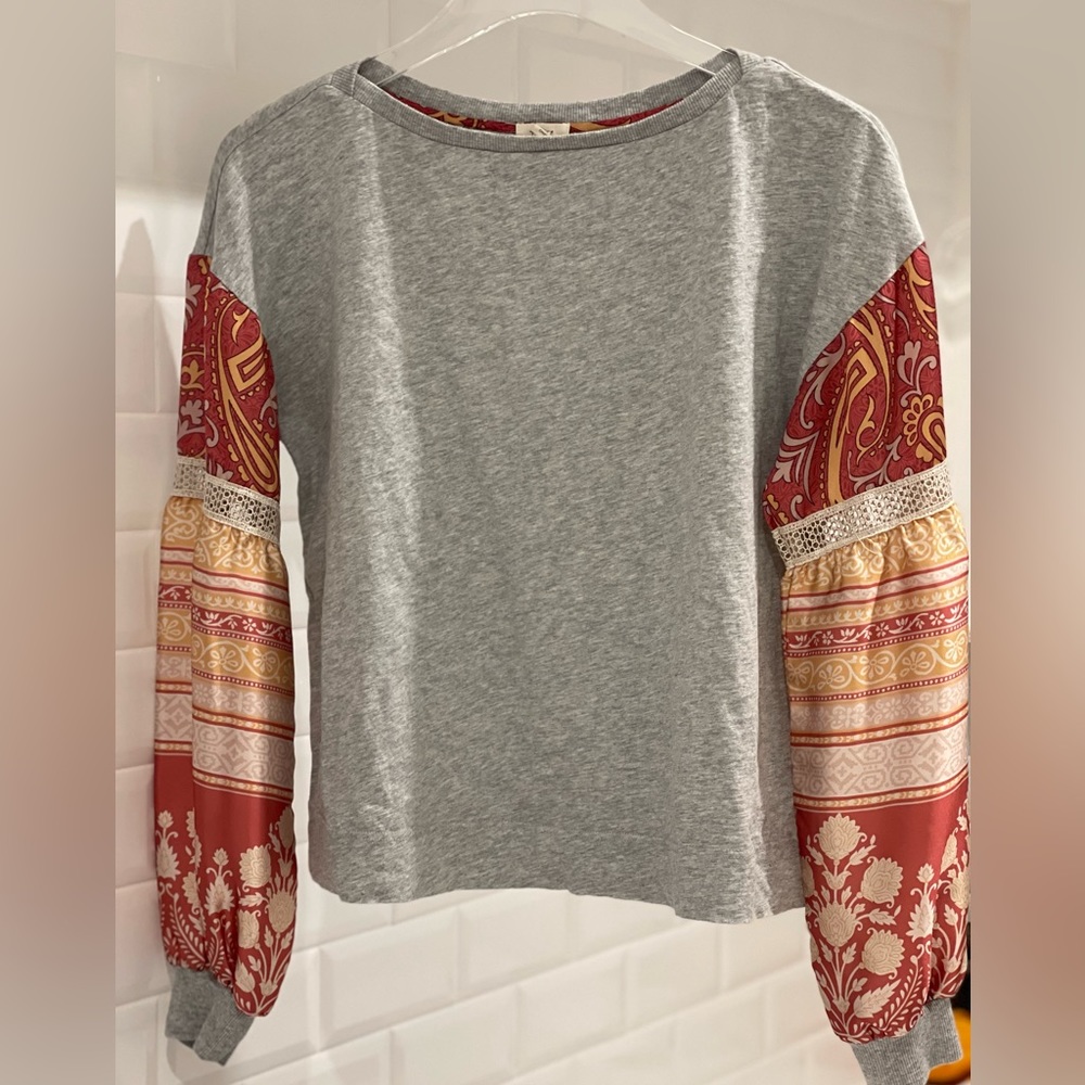 Tiny Anthropologie Mixed material top like new size small